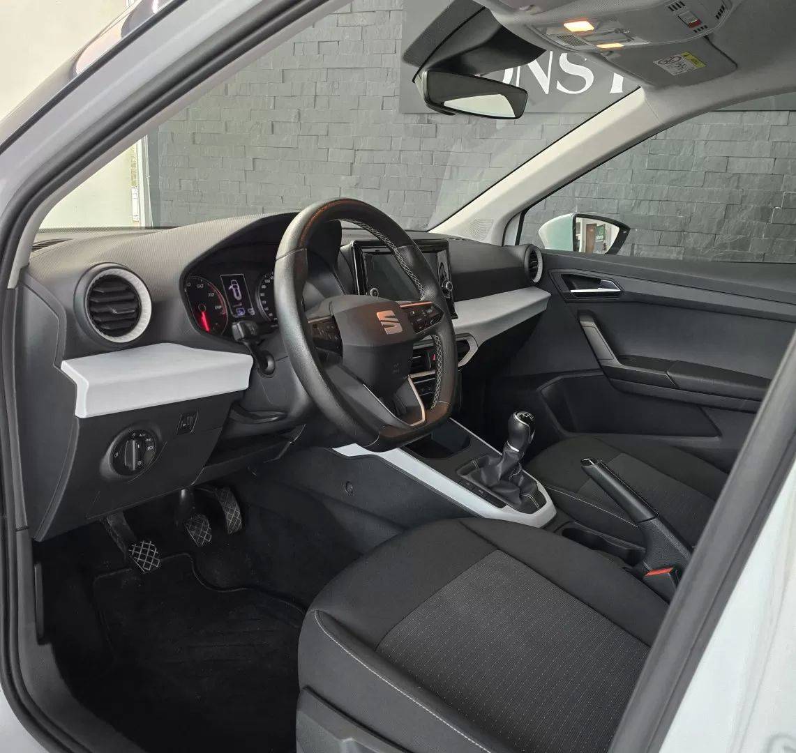 seat-arona-2025-gasolina-999cc