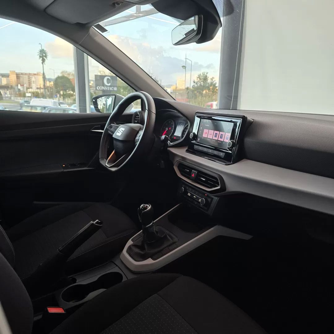 seat-arona-2025-gasolina-999cc
