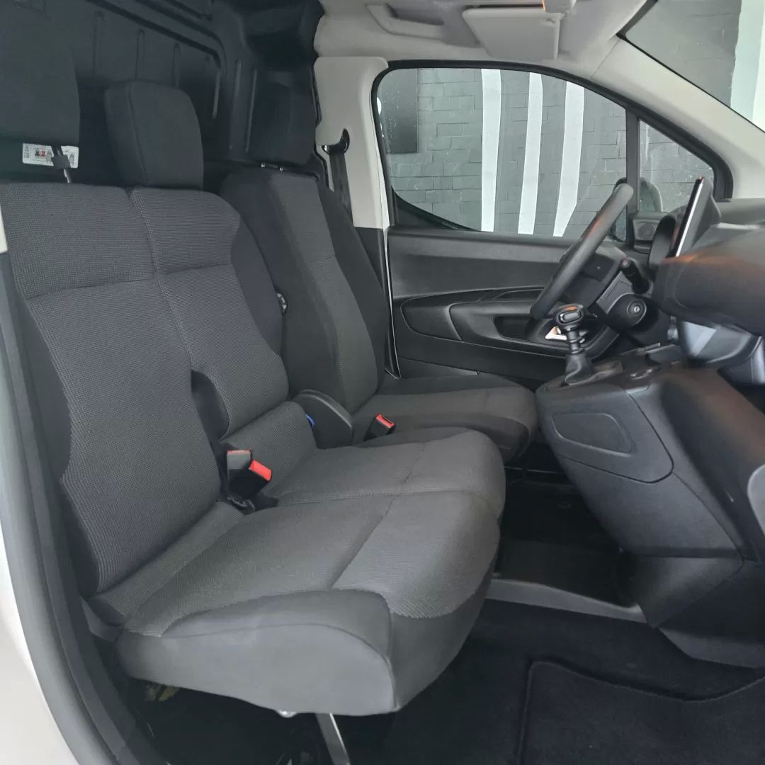 citroen-berlingo-2025-diesel-1499cc