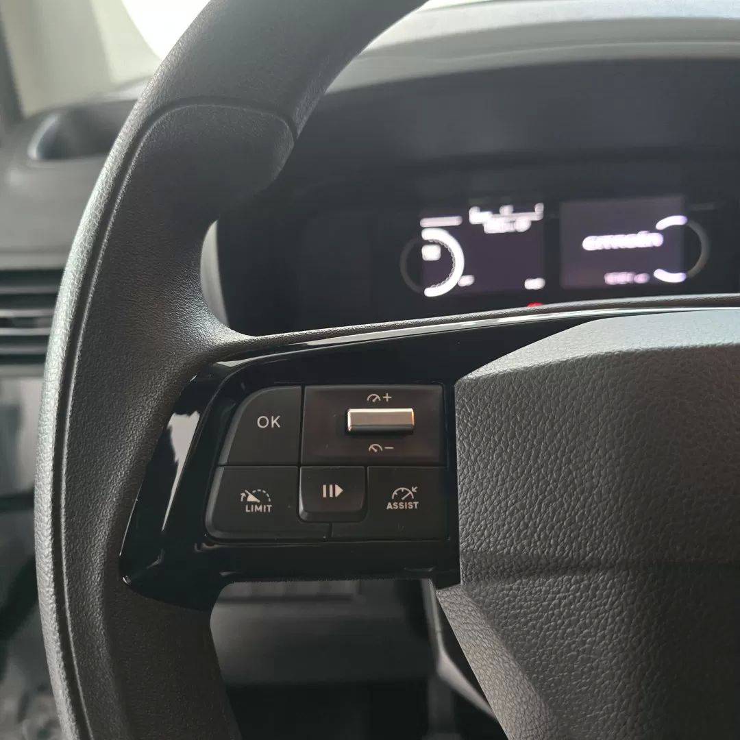 citroen-berlingo-2025-diesel-1499cc