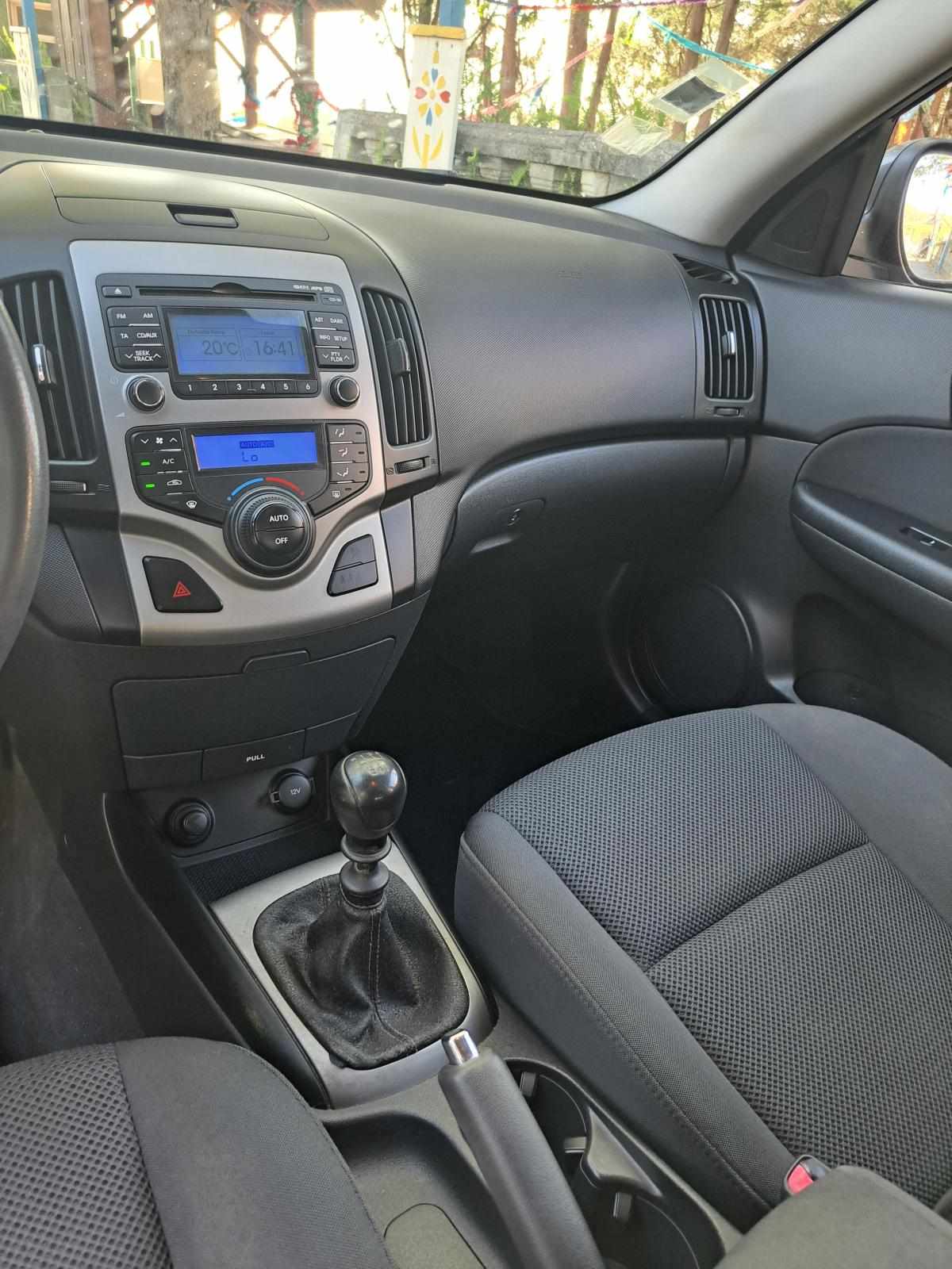 hyundai-i30-1-6-crdi-2008-diesel-1582cc