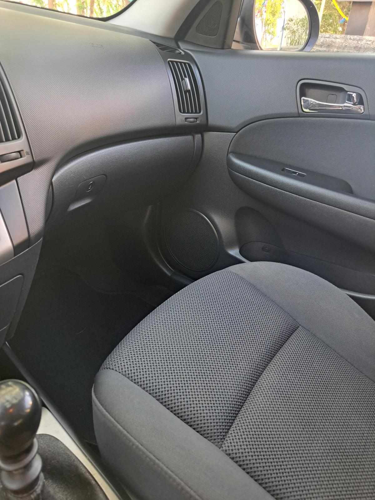 hyundai-i30-1-6-crdi-2008-diesel-1582cc