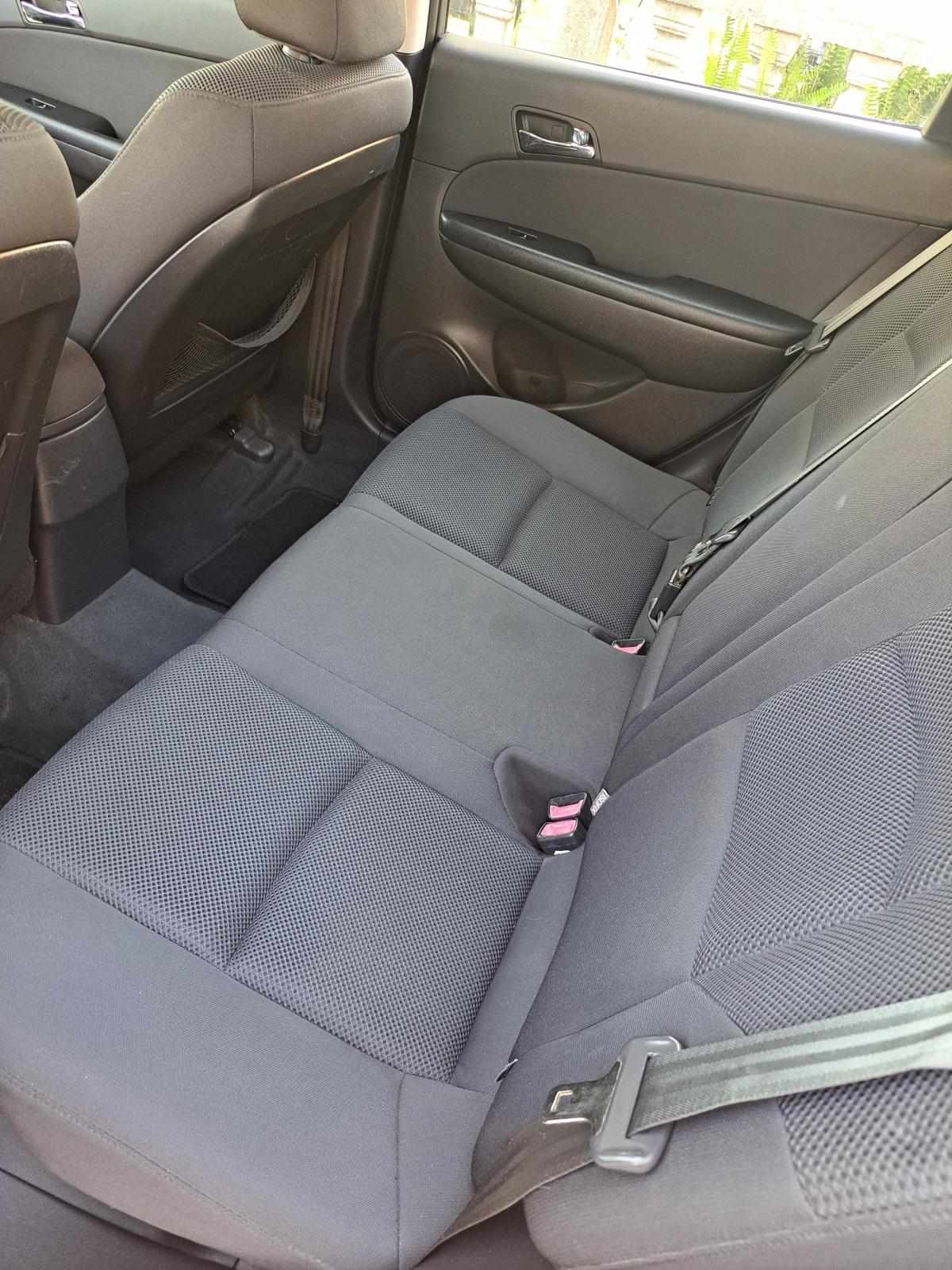 hyundai-i30-1-6-crdi-2008-diesel-1582cc