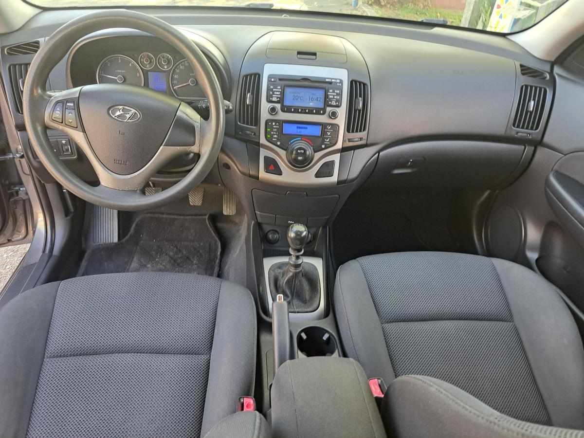hyundai-i30-1-6-crdi-2008-diesel-1582cc
