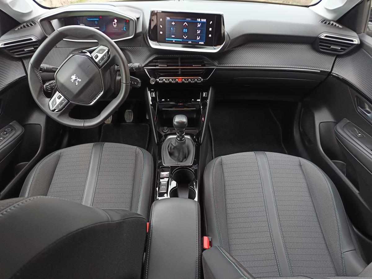 peugeot-208-1-2-puretech-2023-gasolina-1199cc