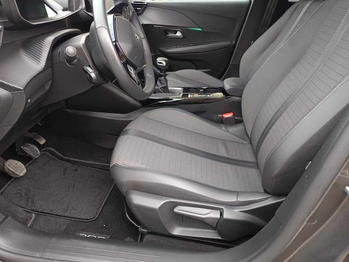 peugeot-208-1-2-puretech-2023-gasolina-1199cc