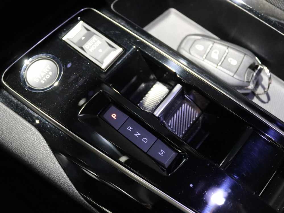 peugeot-5008-1-5-bluehdi-2024-diesel-1499cc