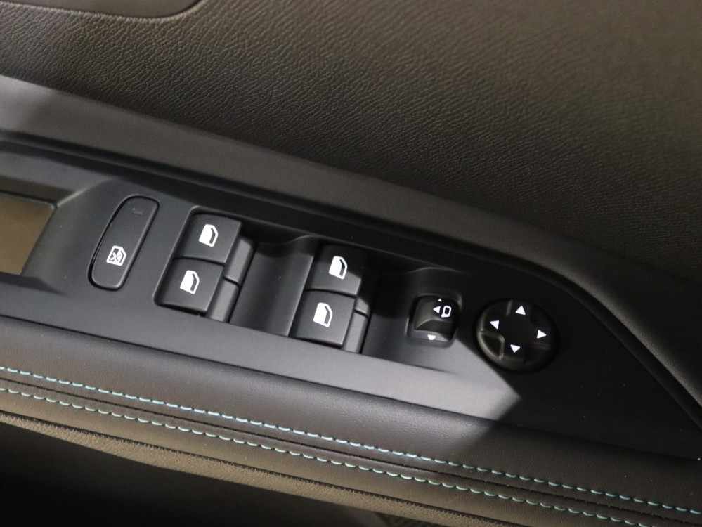 peugeot-5008-1-5-bluehdi-2024-diesel-1499cc