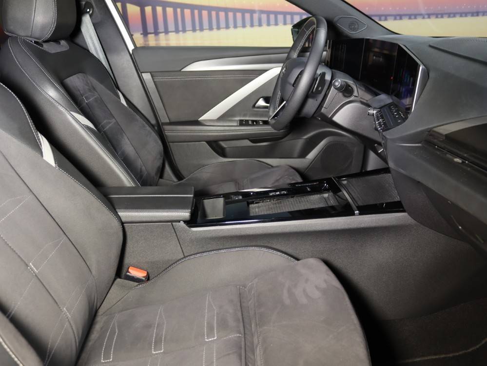 opel-astra-2023-diesel-1499cc