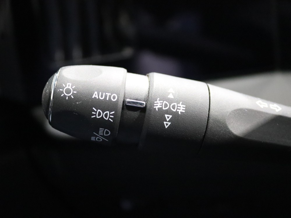 opel-astra-2023-diesel-1499cc