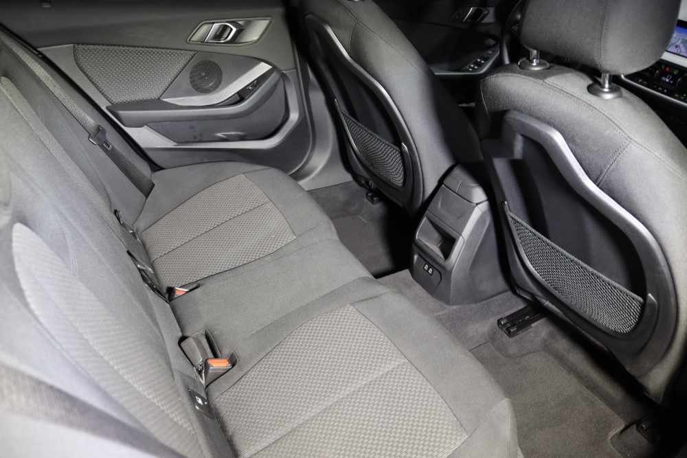 bmw-serie-1-116i-2024-gasolina-1499cc