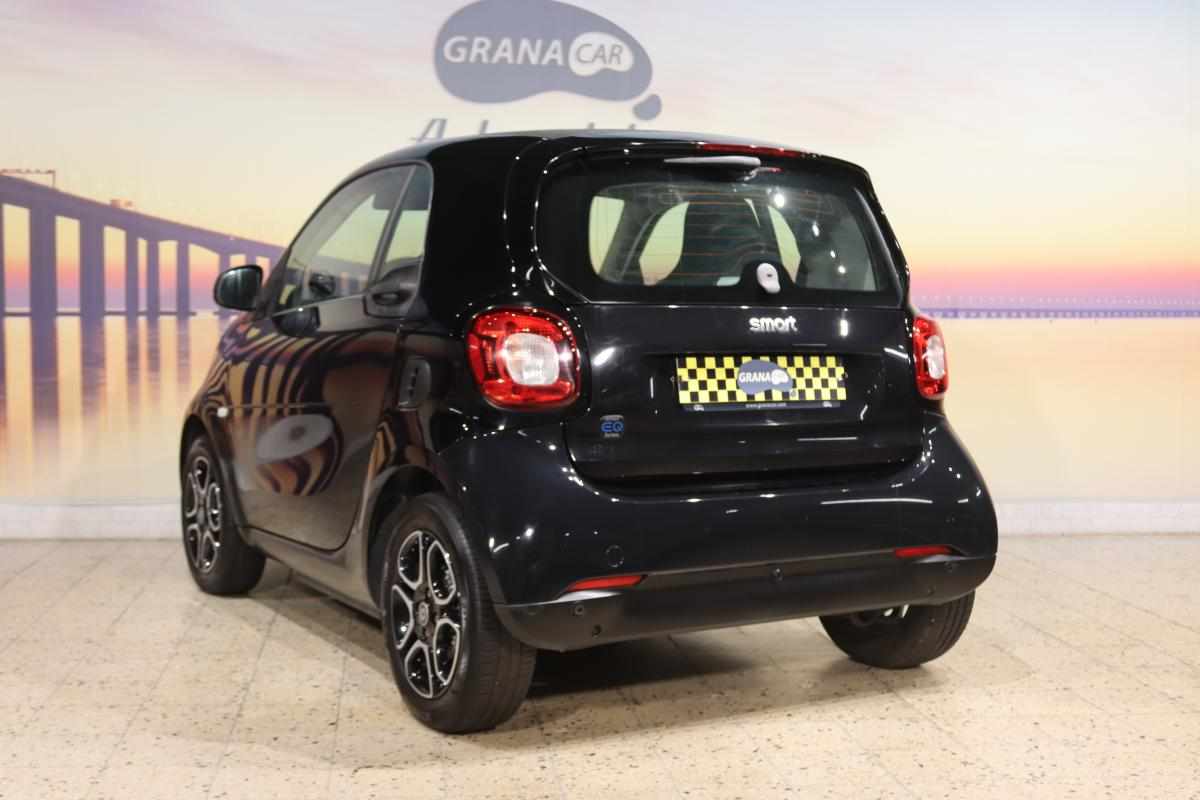 smart-fortwo-17-6-kwh-2018-eletrico