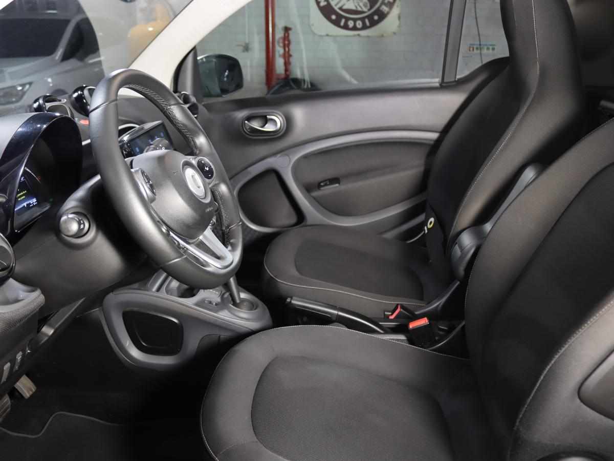 smart-fortwo-17-6-kwh-2018-eletrico