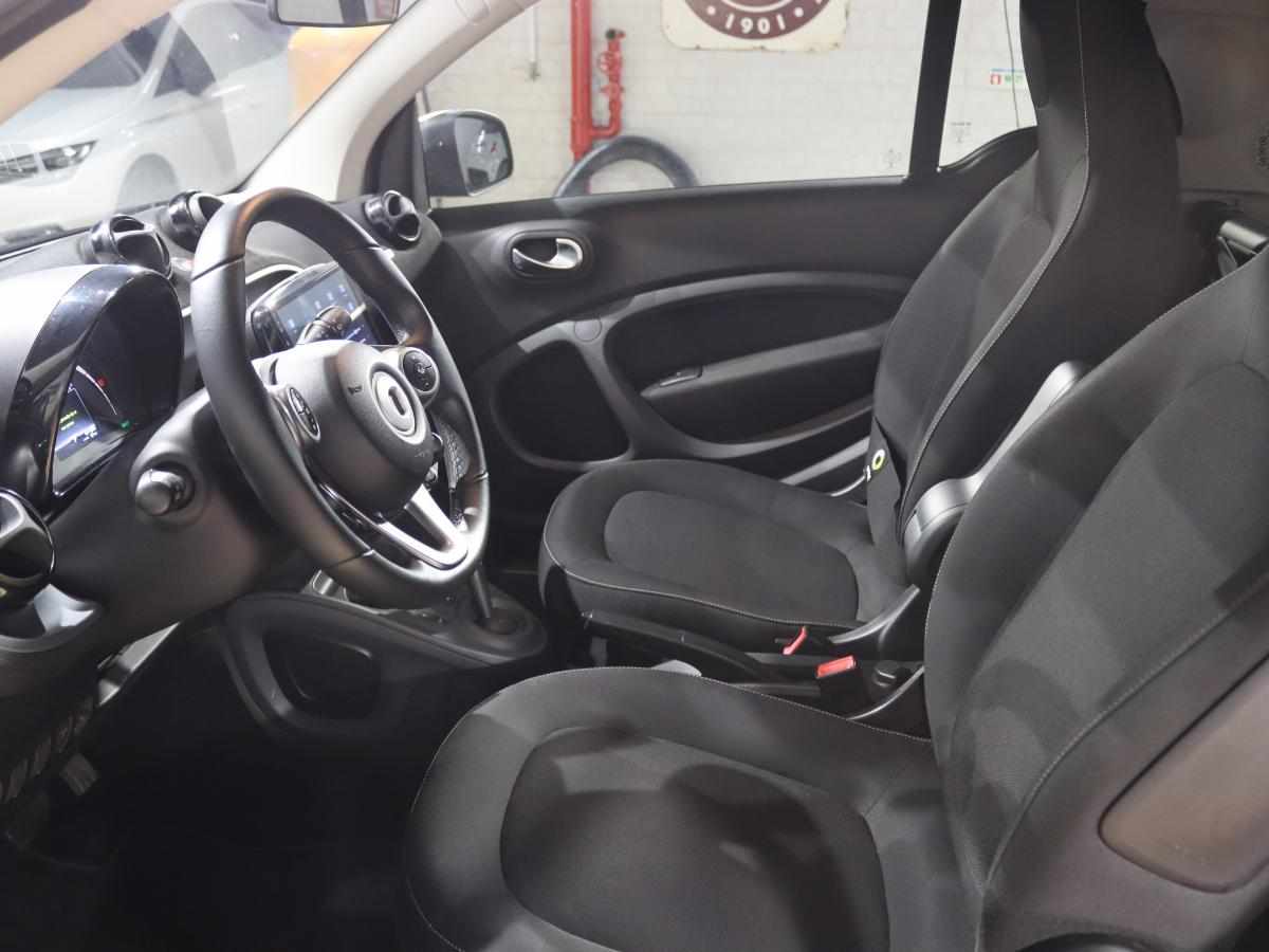 smart-fortwo-17-6-kwh-2018-eletrico