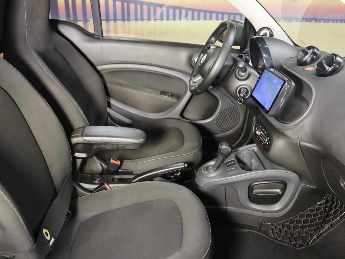 smart-fortwo-17-6-kwh-2018-eletrico