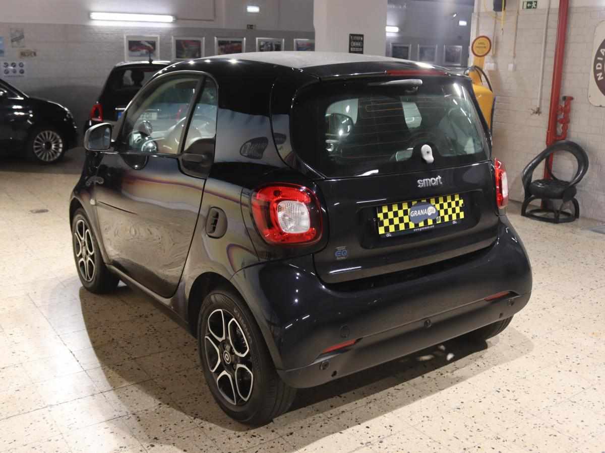 smart-fortwo-17-6-kwh-2018-eletrico