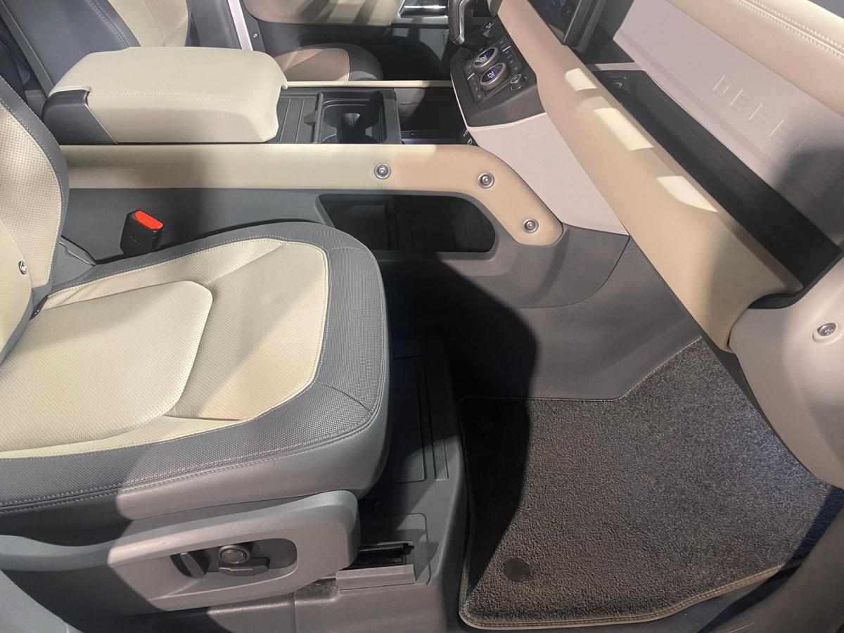 land-rover-defender-p400e-2024-gasolina-1997cc