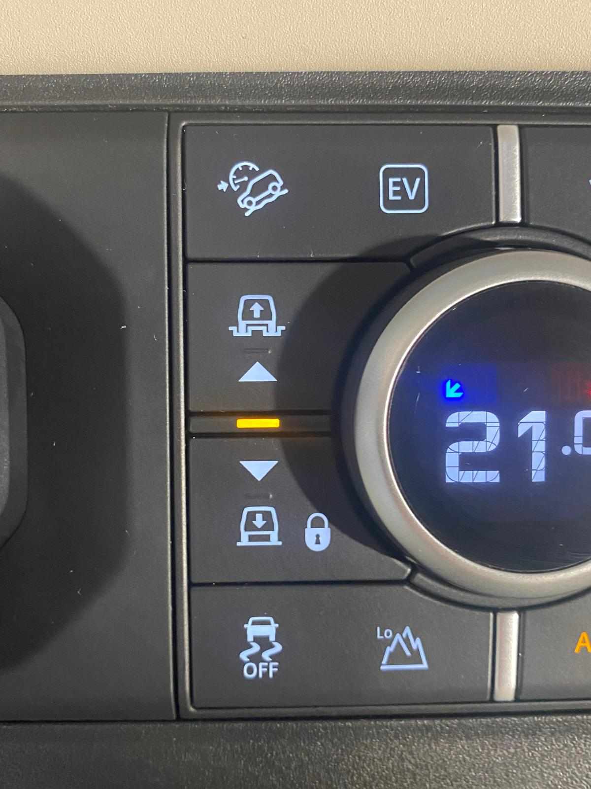 land-rover-defender-p400e-2024-gasolina-1997cc