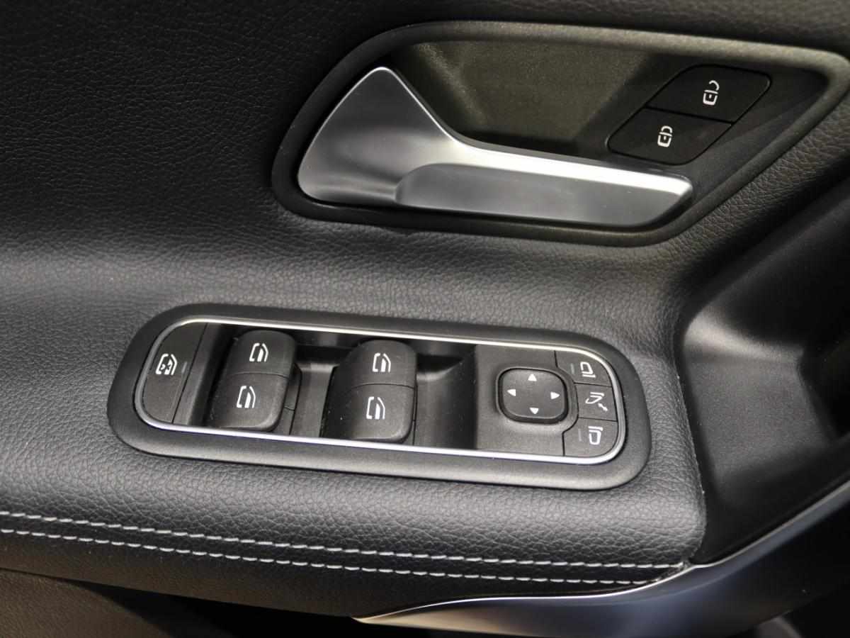 mercedes-benz-classe-a-a-200-2023-gasolina-1332cc