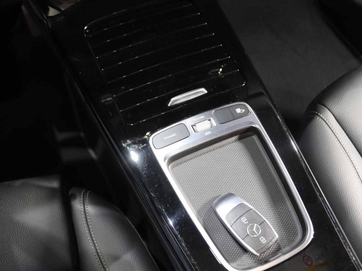 mercedes-benz-classe-a-a-200-2023-gasolina-1332cc
