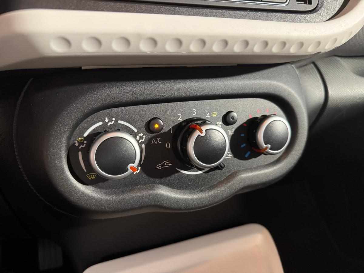 renault-twingo-1-0-sce-2016-gasolina-999cc