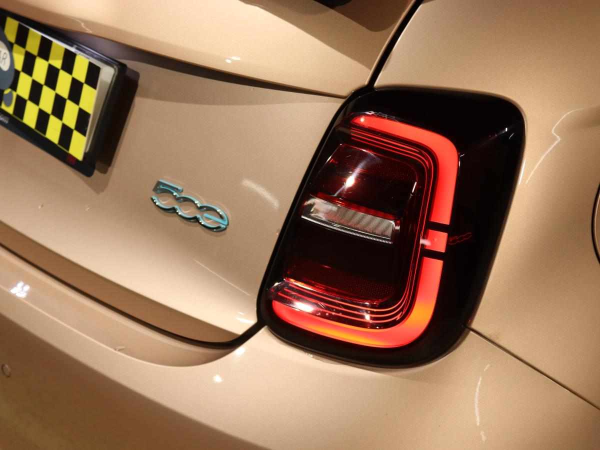 fiat-500-500e-42-kwh-2023-eletrico