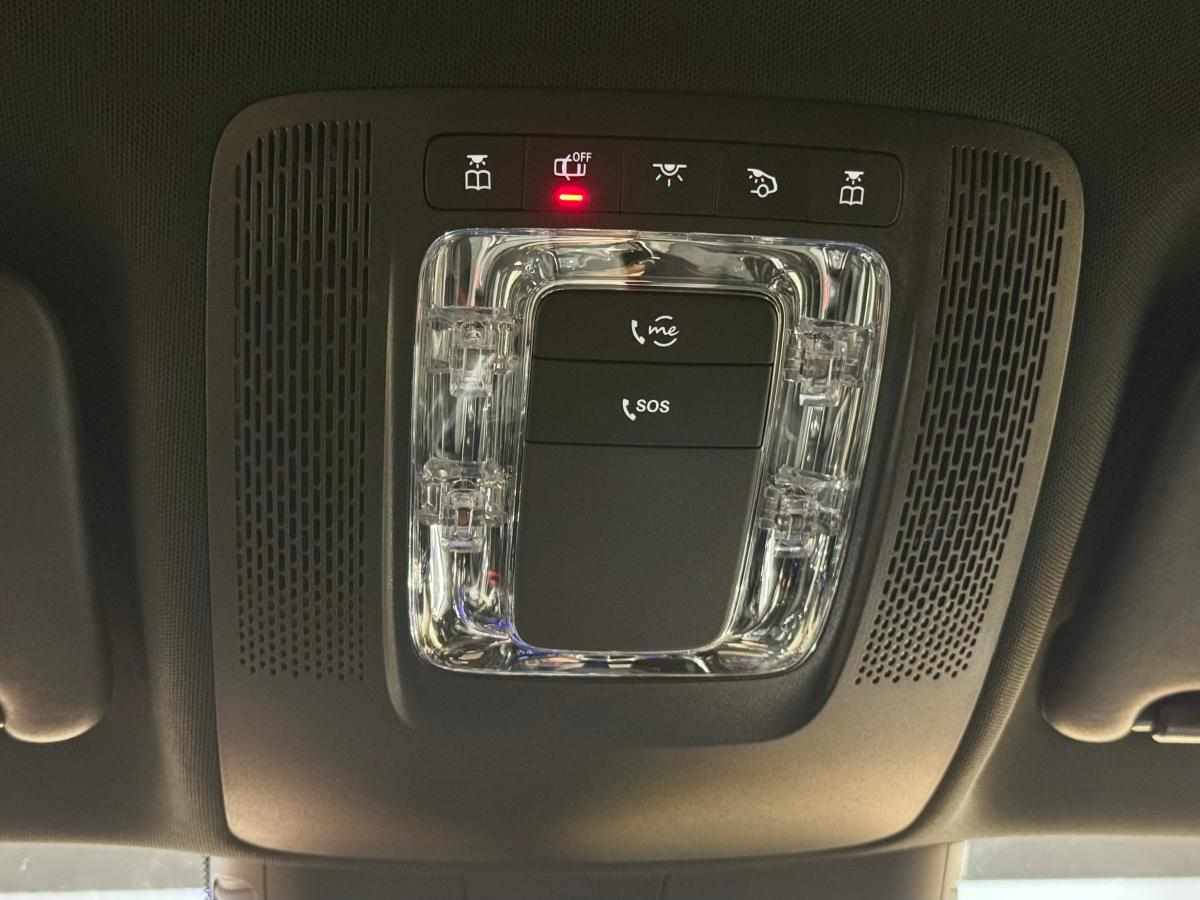 mercedes-benz-gla-200-2025-gasolina-1332cc