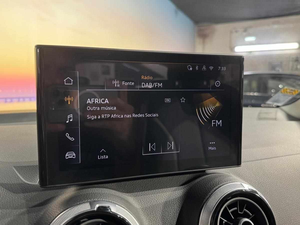 audi-q2-30-tfsi-2025-gasolina-999cc