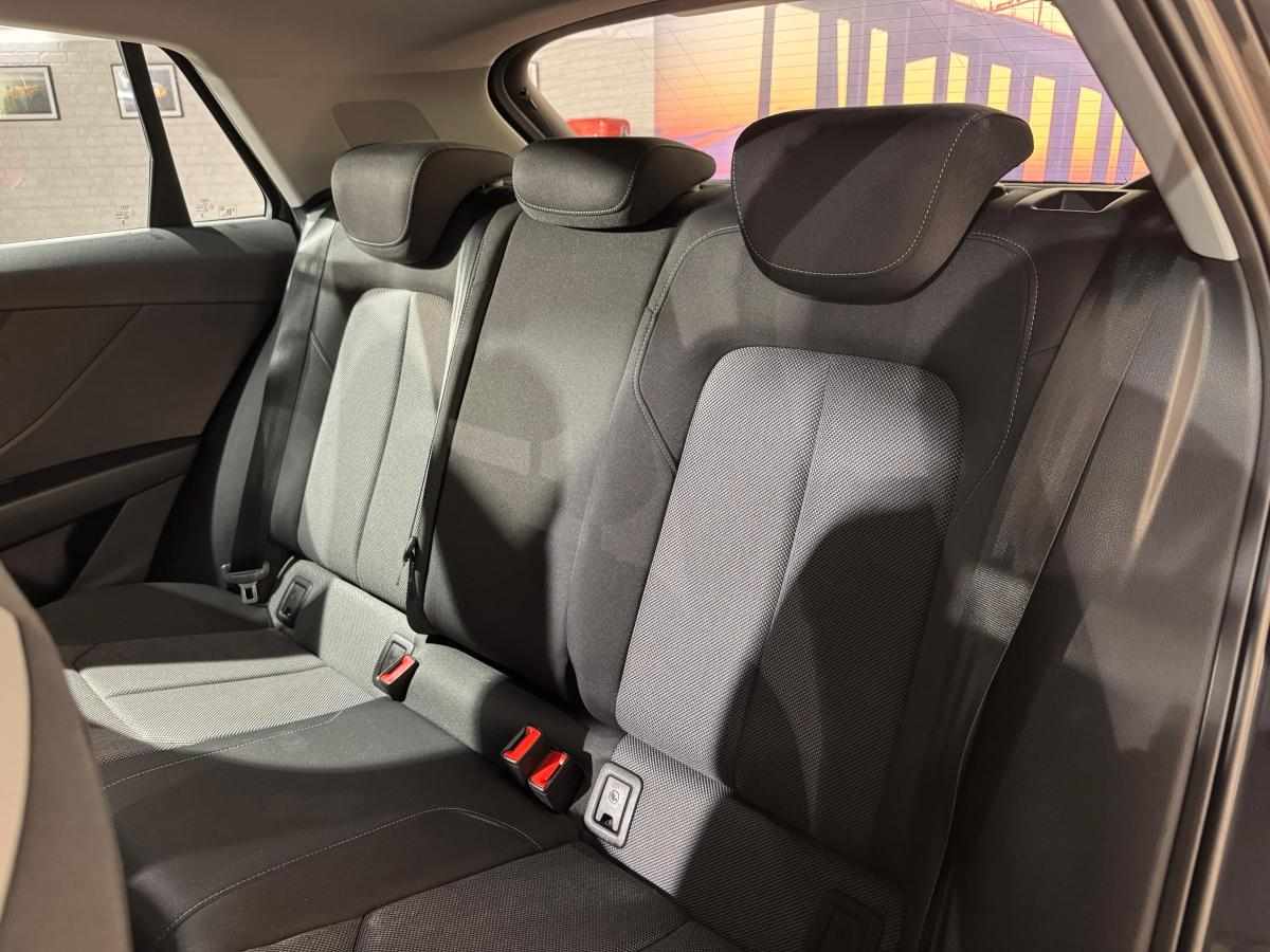 audi-q2-30-tfsi-2025-gasolina-999cc