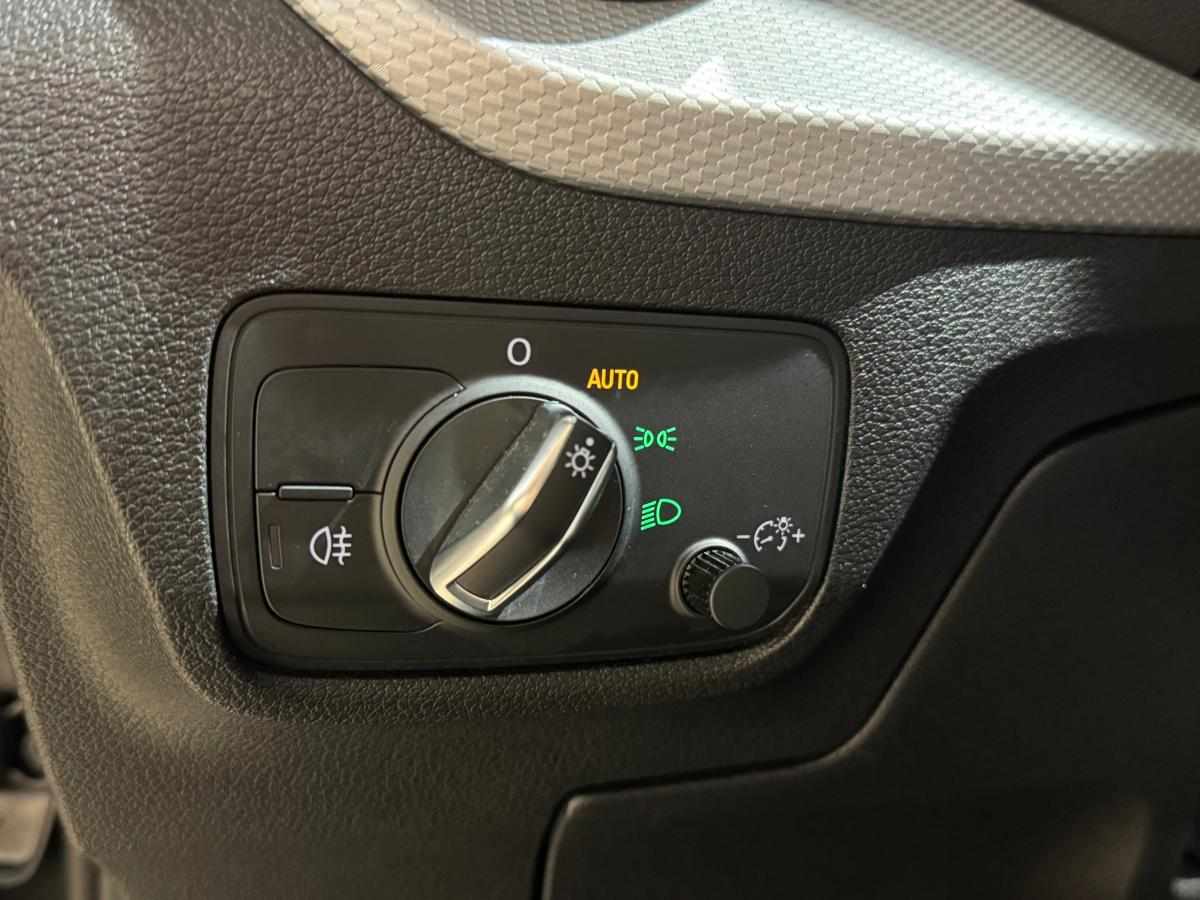 audi-q2-30-tfsi-2025-gasolina-999cc