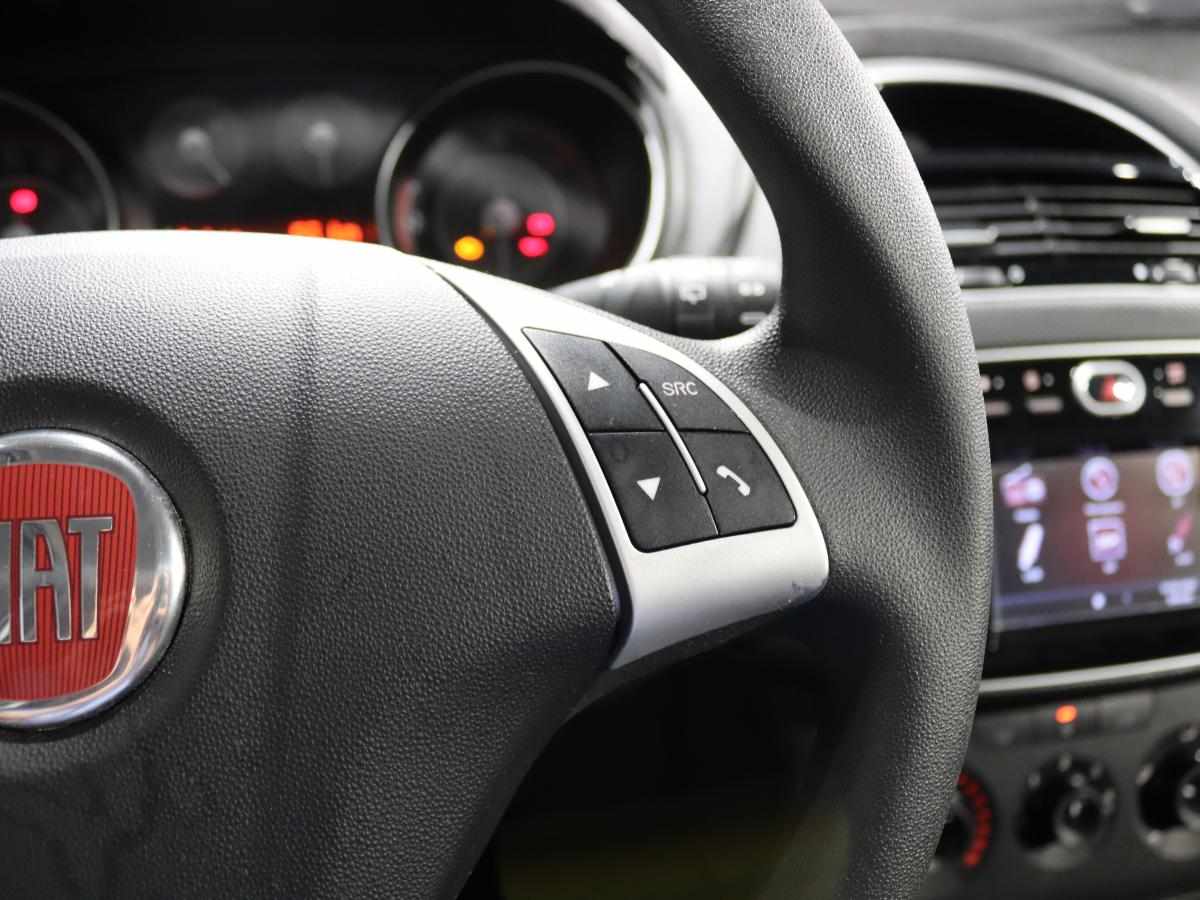 fiat-punto-1-2-95cv-2018-diesel-1248cc