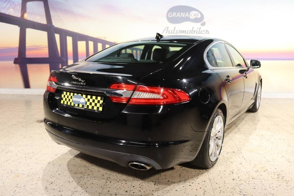 jaguar-xf-2015-diesel-2179cc