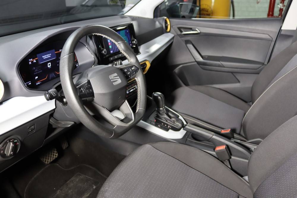 seat-arona-2024-gasolina-999cc