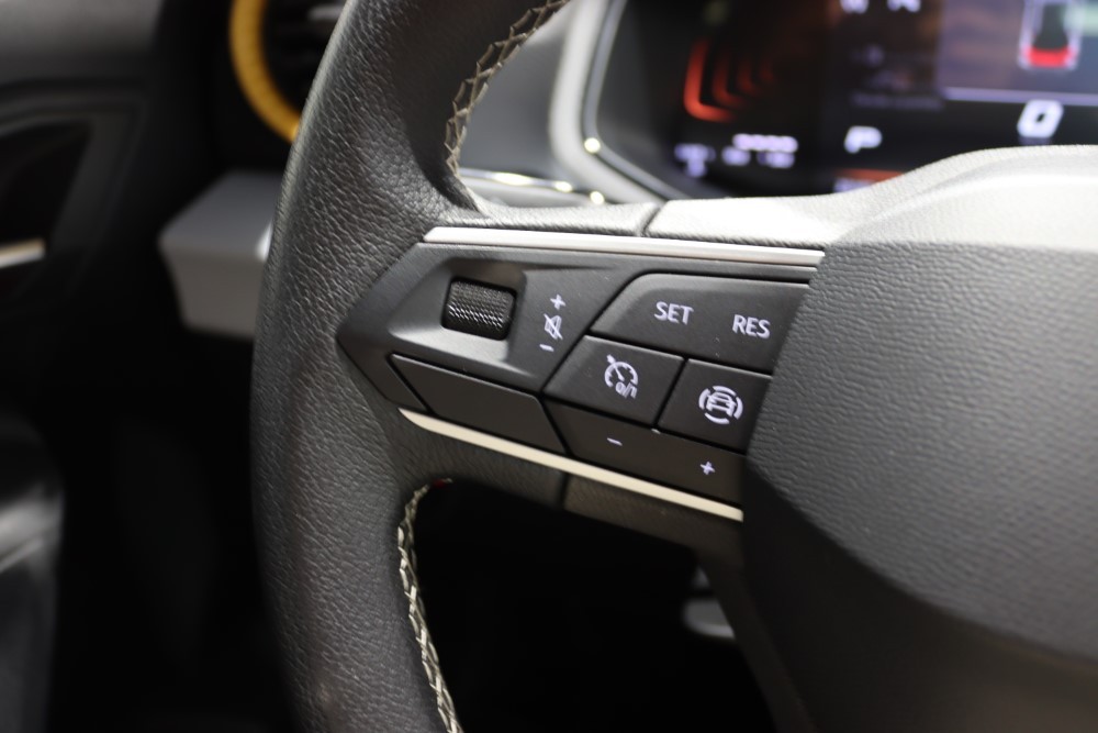 seat-arona-2024-gasolina-999cc