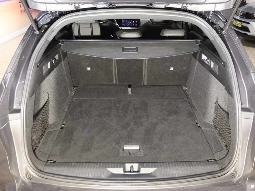 opel-astra-1-5-2024-diesel-1499cc