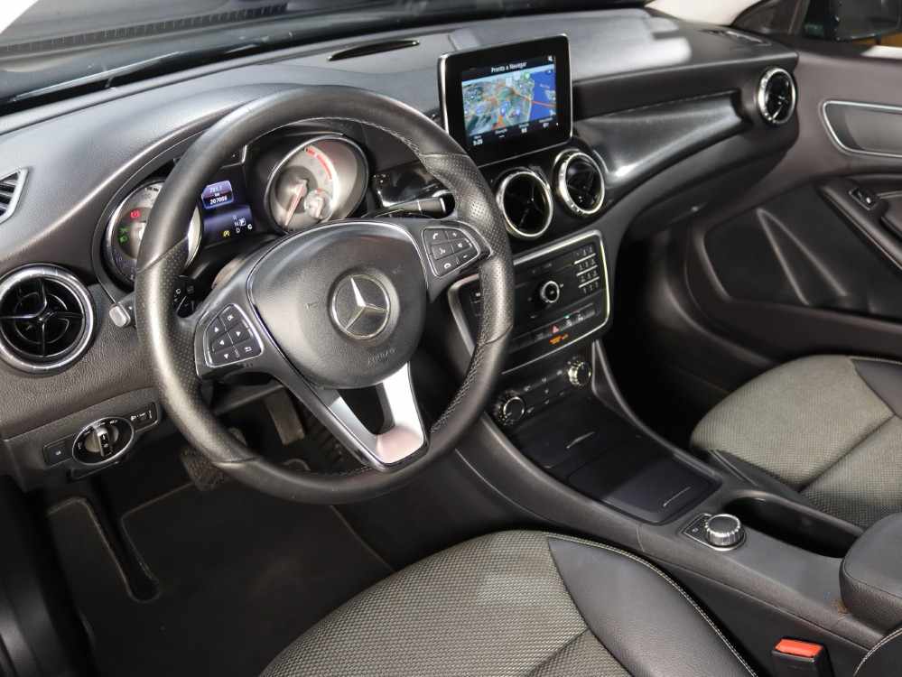 mercedes-benz-cla-180-d-blueefficiency-2016-diesel-1461cc