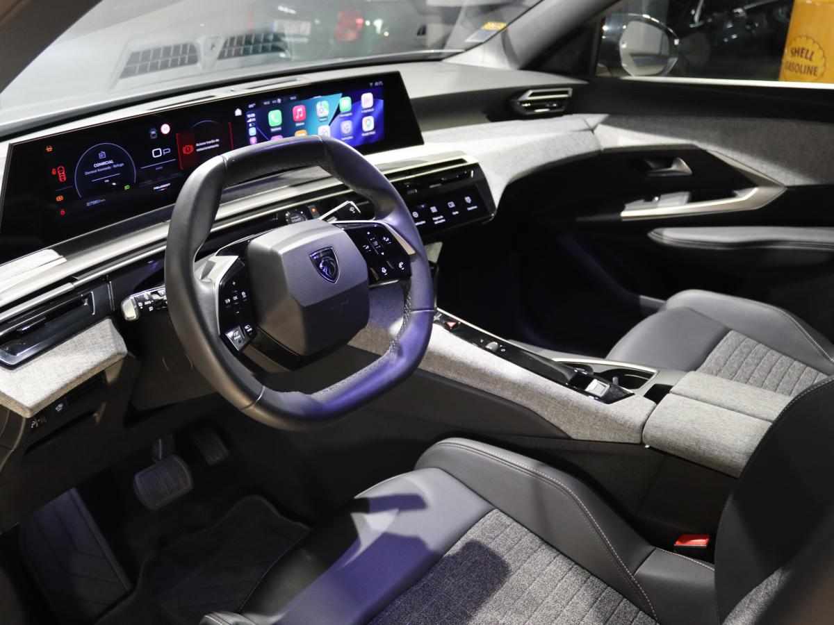 peugeot-3008-1-2-hybrid-2025-gasolina-1199cc
