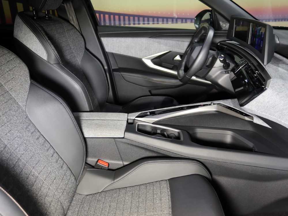 peugeot-3008-2025-gasolina-1199cc