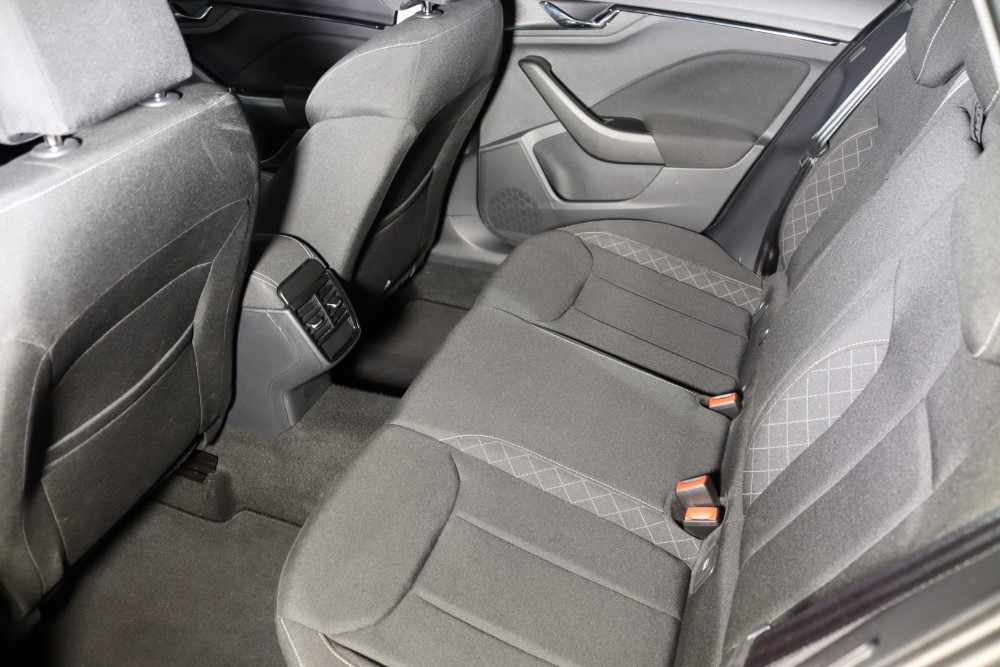 skoda-scala-1-0-tsi-2023-gasolina-999cc