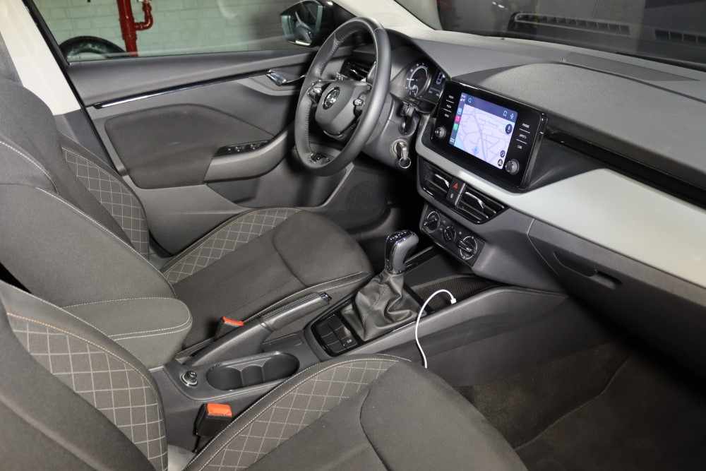 skoda-scala-1-0-tsi-2023-gasolina-999cc