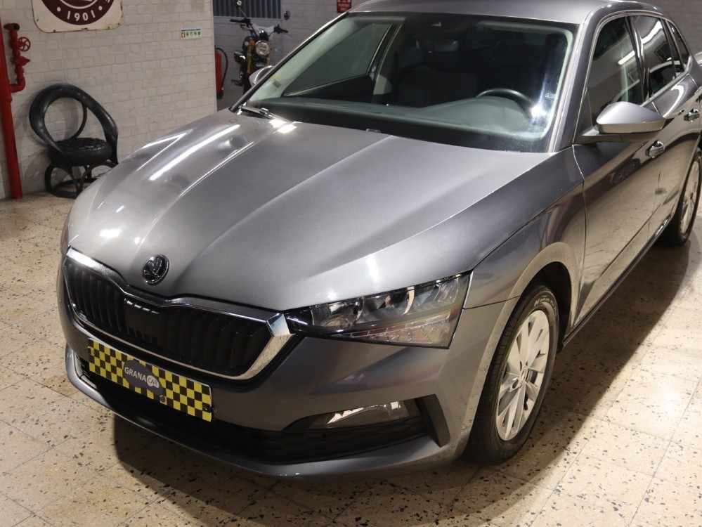 skoda-scala-1-0-tsi-2023-gasolina-999cc