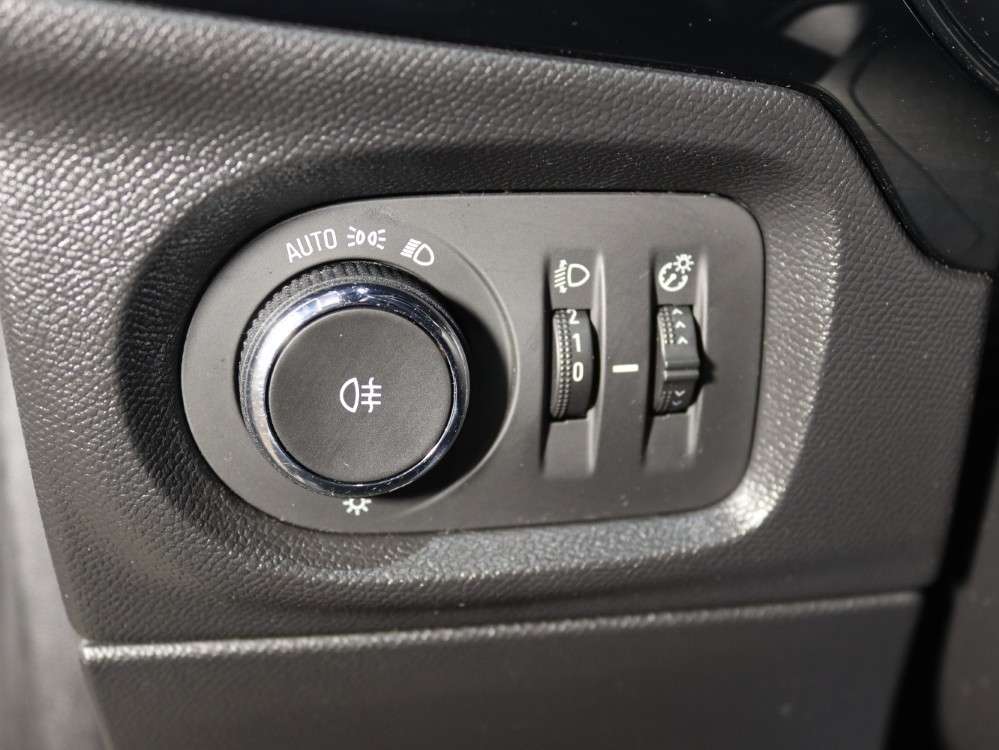 opel-corsa-2025-gasolina-1199cc