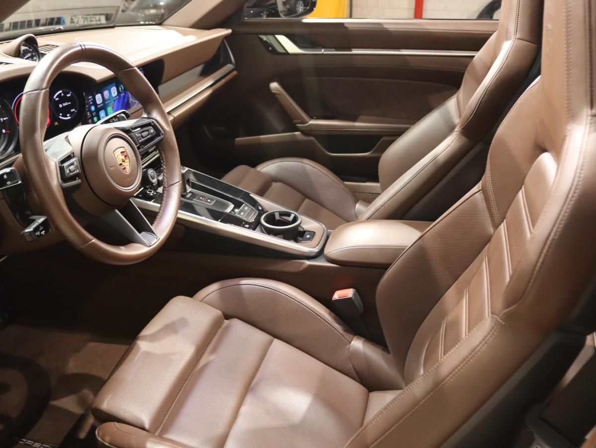 porsche-992-2021-gasolina-2981cc