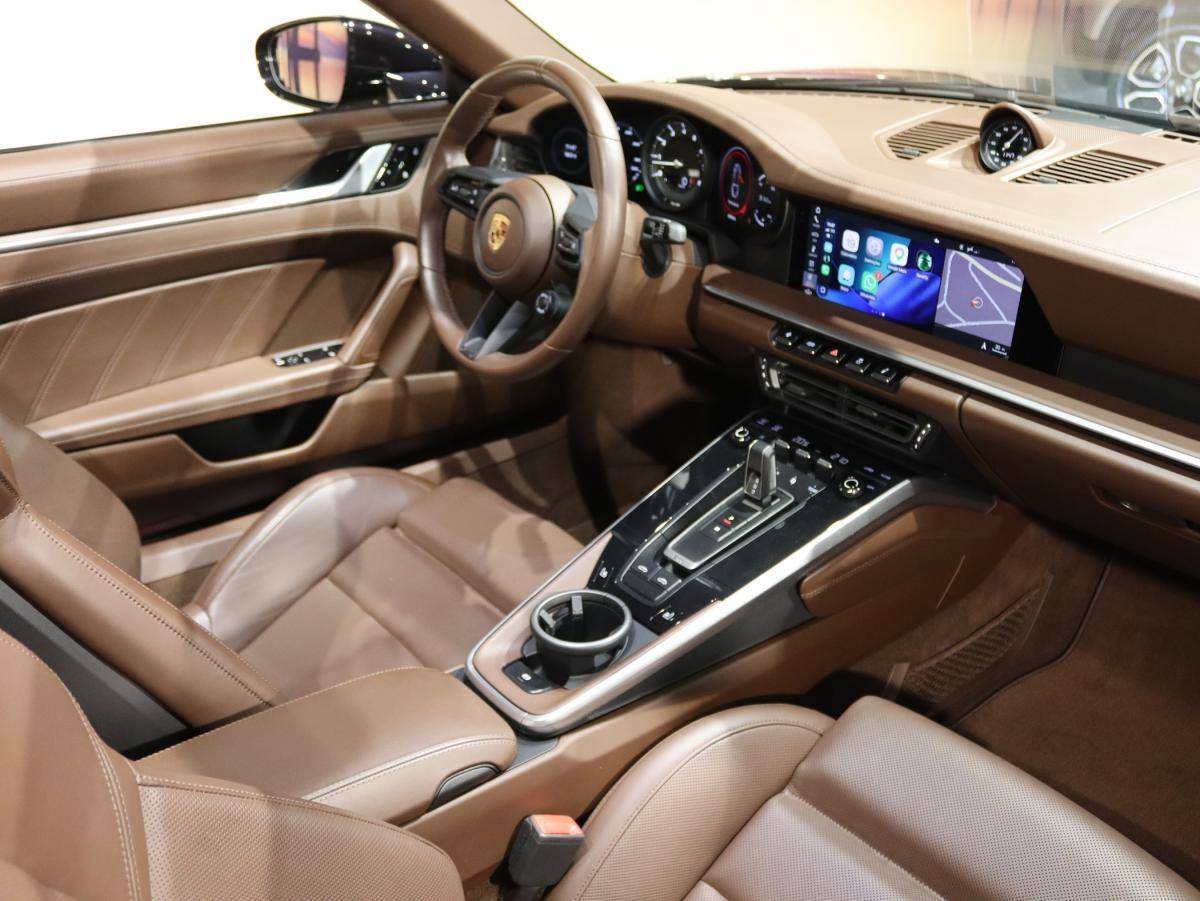 porsche-992-2021-gasolina-2981cc