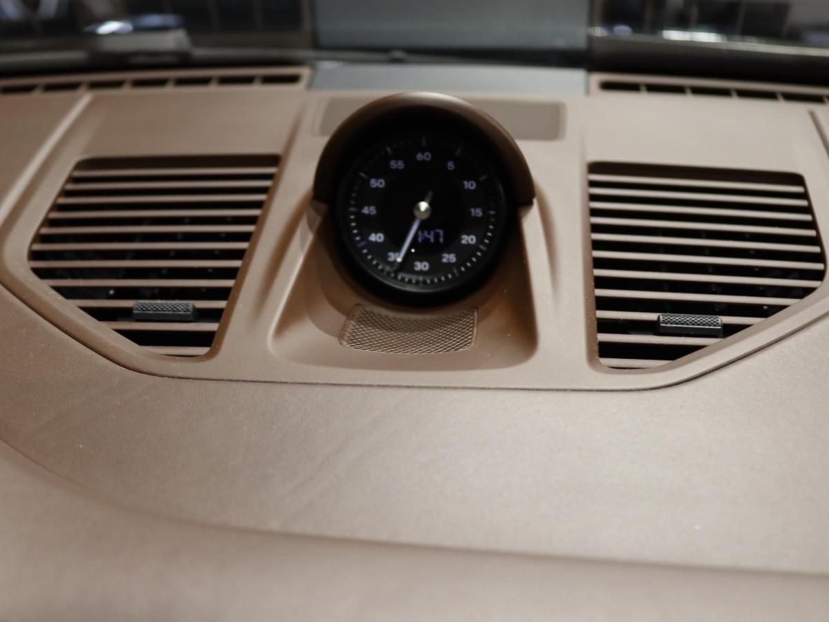 porsche-992-2021-gasolina-2981cc