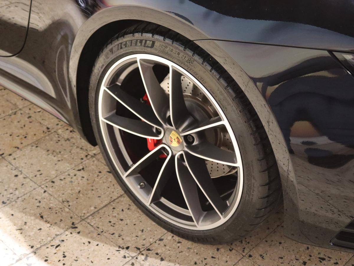 porsche-992-2021-gasolina-2981cc