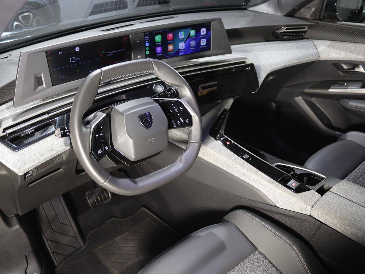 peugeot-5008-2025-gasolina-1199cc