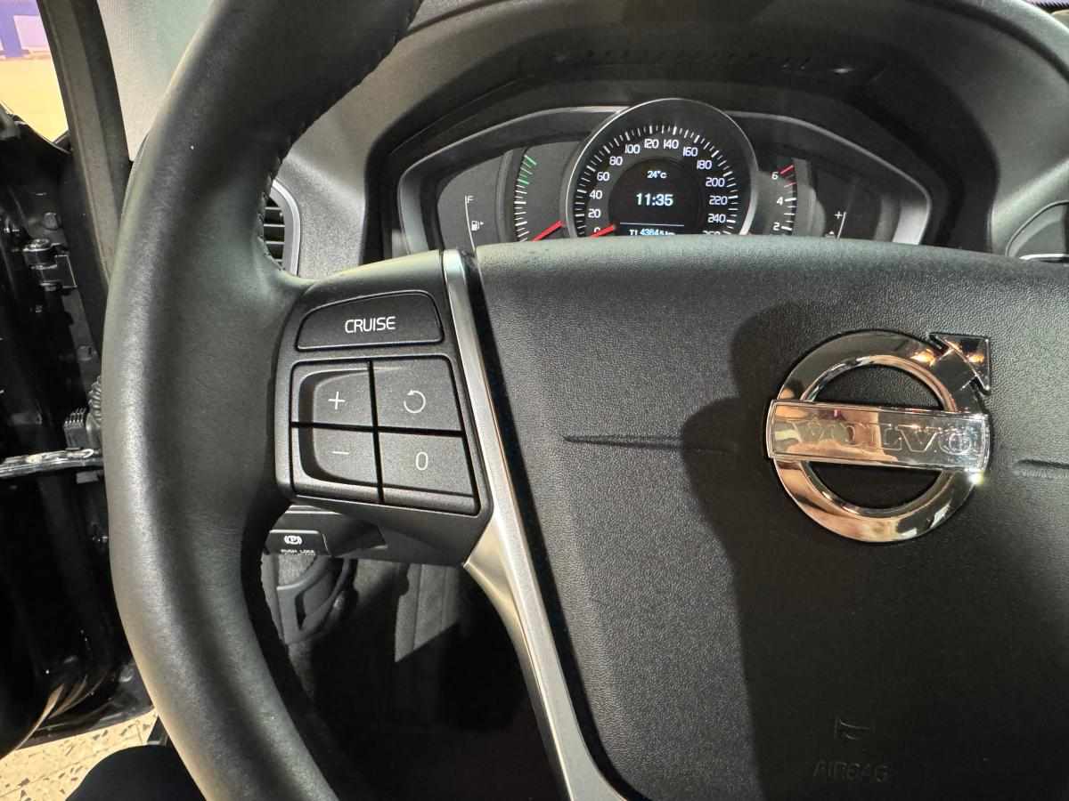 volvo-xc60-2-0-d4-2014-diesel-1969cc