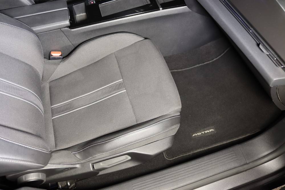 opel-astra-sport-tourer-2024-hibrido-a-gasolina-1598cc