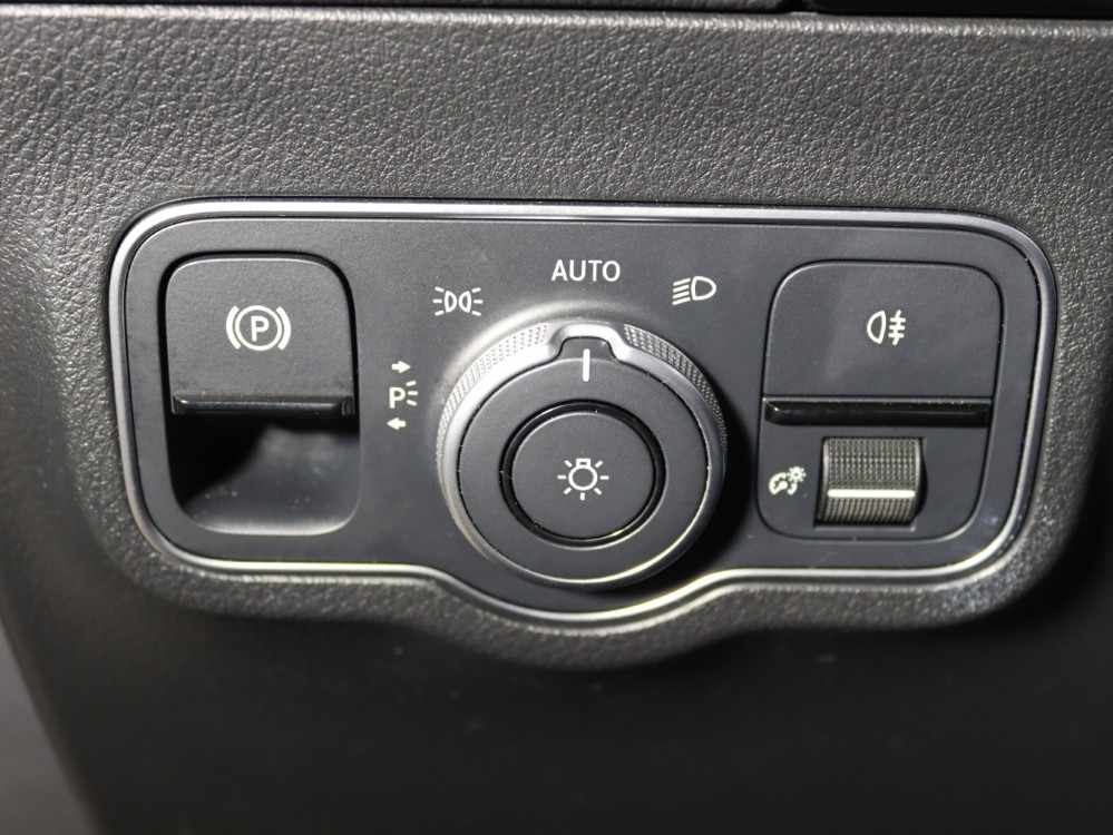 mercedes-benz-classe-b-b-200-2023-gasolina-1332cc